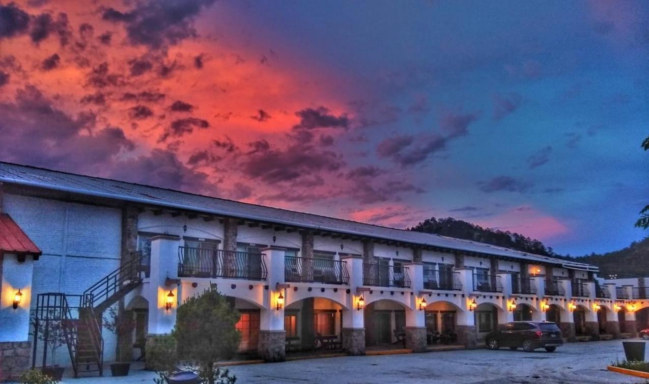 Hotel Quinta Mision Creel Exteriér fotografie